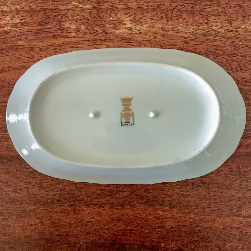 Ravier petit plat de service ovale blanc liseré doré Porcelaine du Berry par Hello Broc brocante en ligne