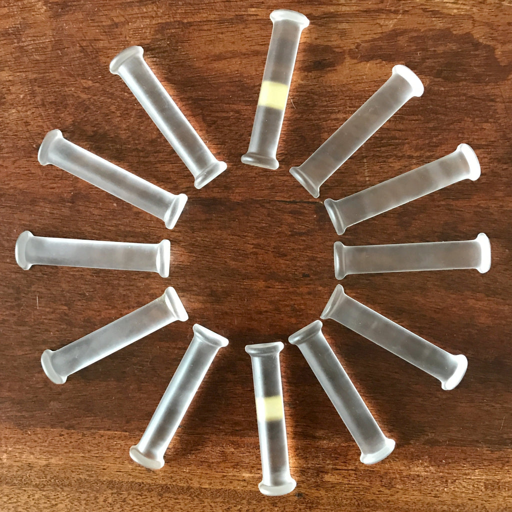 Lot de 12 porte-couteaux en cristal dans leur écrin d'origine Cristal E. Bourdon par Hello Broc brocante en ligne