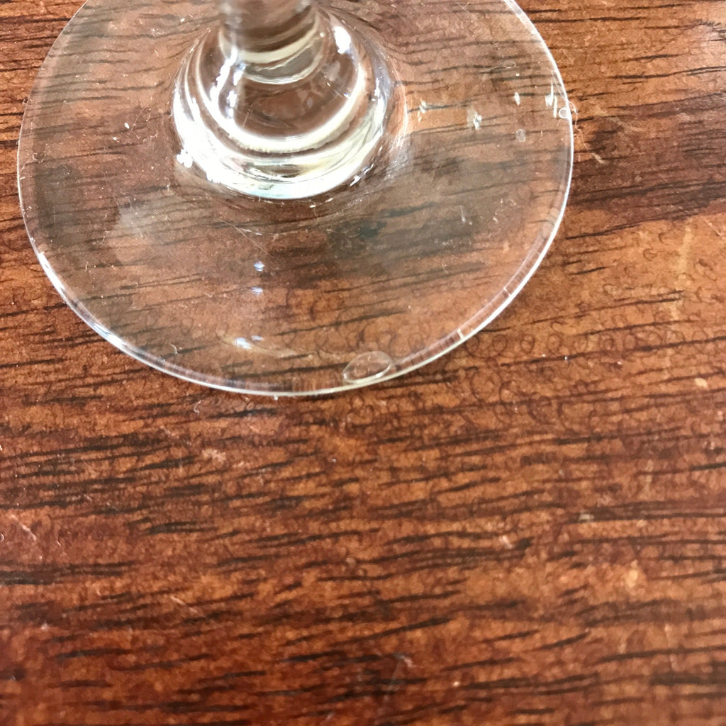 Lot de 4 verres à vin cuit multicolores de forme évasée sur pied par Hello Broc brocante en ligne