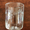 Lot de 6 petits verres vintage à vin blanc années 70 décor gravé grappes par Hello Broc brocante en ligne contenance de 12 cl
