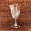 Lot de 5 verres à vin à pied évasés et striés contenance 12,5 cl par Hello Broc brocante en ligne