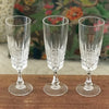 Lot de 3 flûtes à champagne vintage Cristal d'Arques modèle Pompadour par Hello Broc brocante en ligne