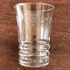 Paire de verres à eau en verre gravé grappes contenance 16 cl par Hello Broc brocante en ligne