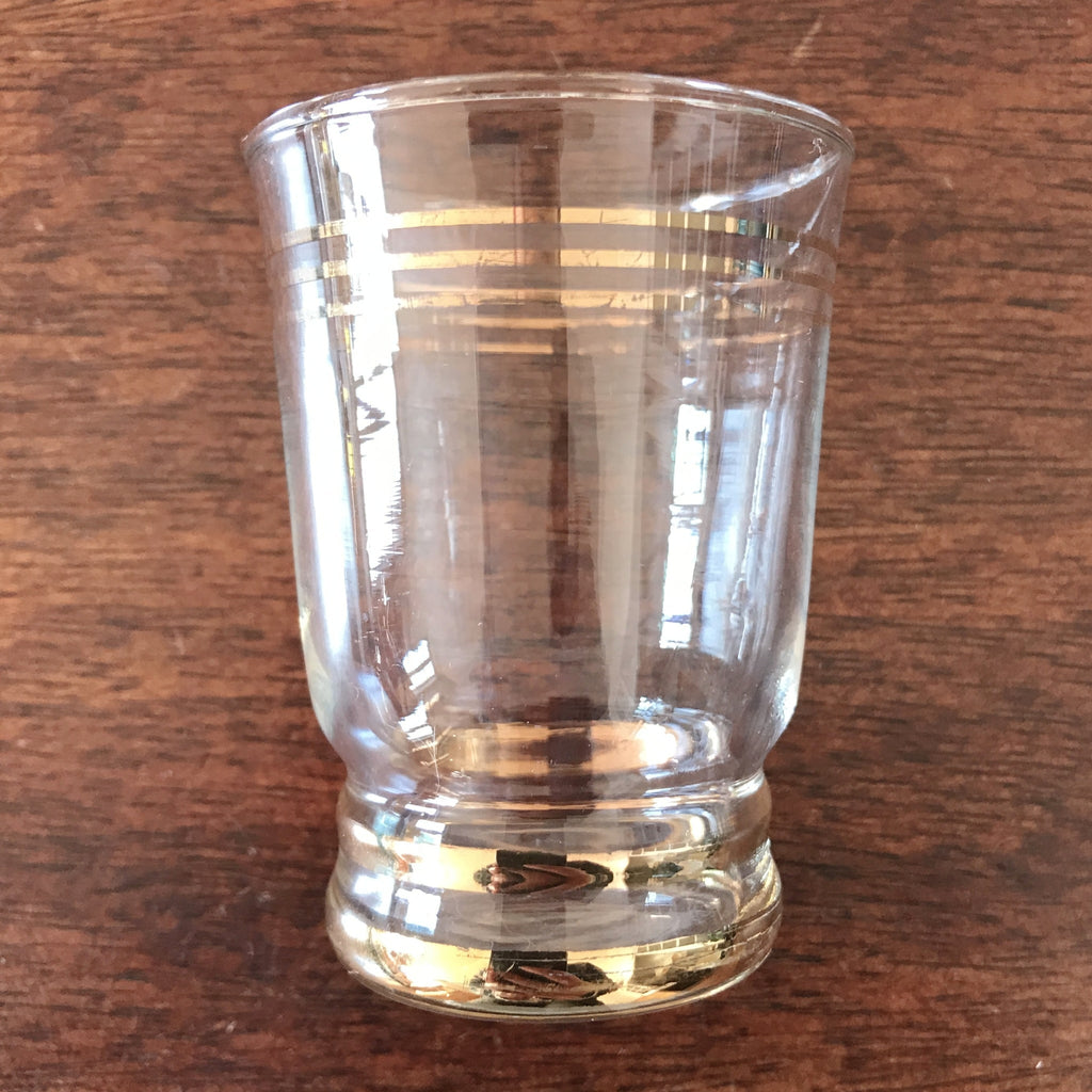 Lot de 6 petits verres à eau liserés dorés hauteur 7 cm contenance 8 cl par Hello Broc brocante en ligne