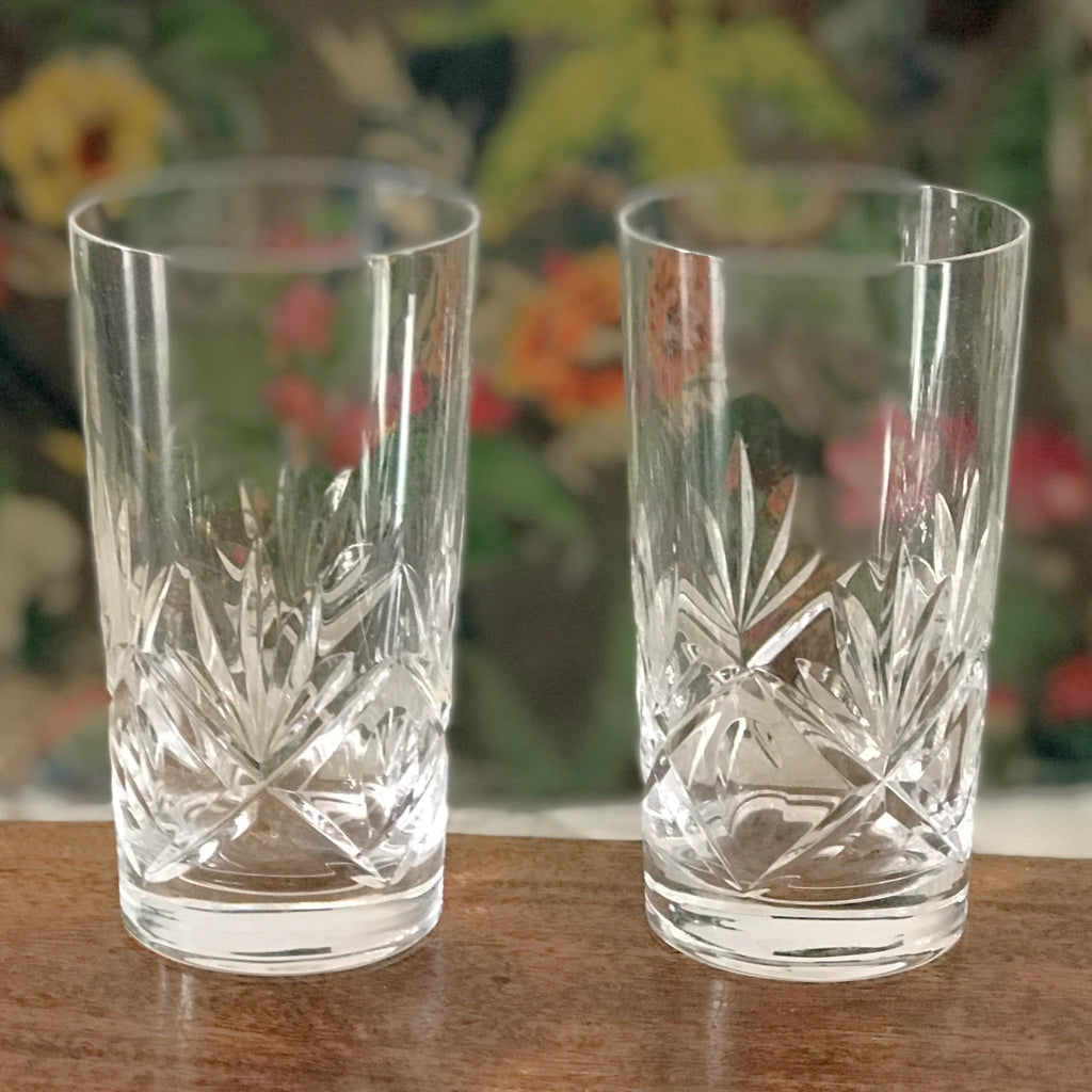 Paire de verres vintage hauts à orangeade, whisky en cristal taillé - high ball gravés C.C.L. pour Compagnie Cristallière de Lorraine par Hello Broc brocante en ligne