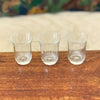 Lot de 3 verres anciens de bistrot à liqueur en verre moulé début XXème - Hello Broc brocante en ligne