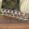 Ensemble de 7 verres à cognac vintage sur pied en verre moulé multicolores dans les tons pastels de 13 cl par Hello Broc brocante en ligne