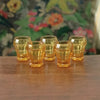 Lot de 5 verres à liqueur vintage en verre moulé orange par Hello Broc brocante en ligne