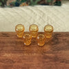 Lot de 5 verres à liqueur vintage en verre moulé orange par Hello Broc brocante en ligne