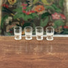 Lot de 4 petits verres à digestif  décoré de stries intérieures par Hello Broc brocante en ligne