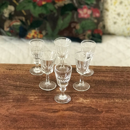 Lot De 4 Verres à Digestif Décorés – Multicouleur – Vintage