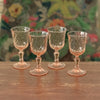 Ensemble de 4 verres à liqueur sur pied en verre moulé rose collection Rosaline par Luminarc Arcoroc par Hello Broc brocante en ligne