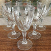 Lot de 6 verres à liqueur sur pied en cristal décor gravé attribution Cristal d'Arques modèle Flamenco fabriqué en France contenance de 5 cl par Hello Broc brocante en ligne