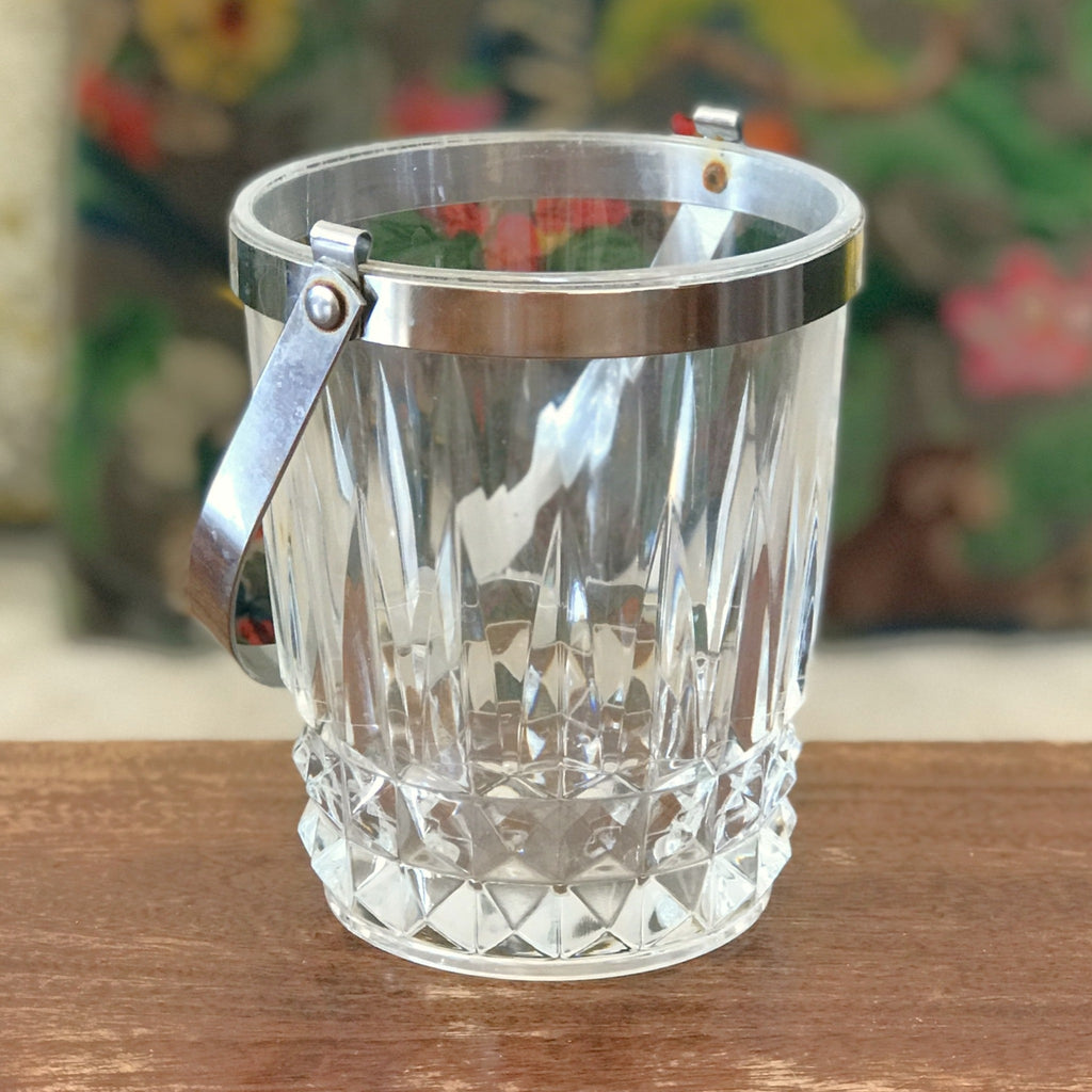 Seau à glace vintage en cristal moulé Cristal d'Arques par Hello Broc brocante en ligne