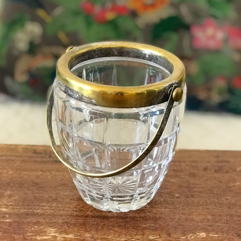 Petit seau vintage à glace ou glaçons en cristal taillé anse et rebord doré par Hello Broc brocante en ligne