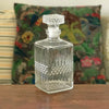 Carafe à whisky verre moulé pointe de diamant bouchon carré par Hello Broc brocante en ligne