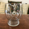 Pichet arrondi en verre moulé et gravé fleurs années 70 / 80 contenance 1 litre par Hello Broc brocante en ligne
