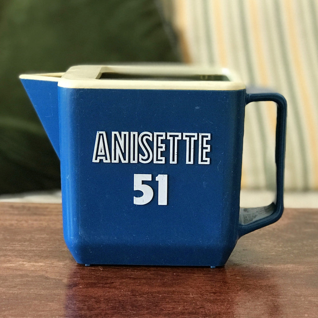 Pichet vintage bleu Anisette 51  1 litre années 60 / 70 par Hello Broc brocante en ligne