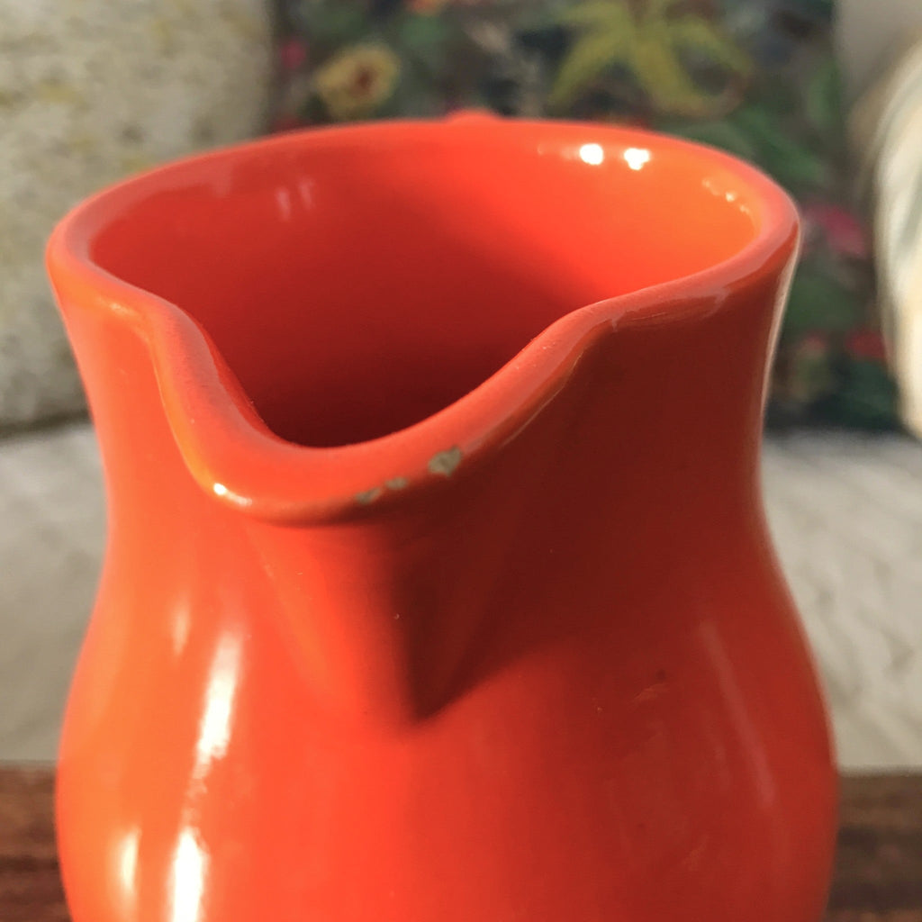 Petite cruche ou grand pot à lait hauteur 15 cm contenance 450 ml en céramique orange Niderviller France par Hello Broc brocante en ligne