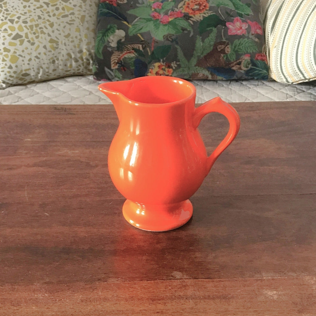 Petite cruche ou grand pot à lait hauteur 15 cm contenance 450 ml en céramique orange Niderviller France par Hello Broc brocante en ligne