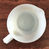 Pichet vintage publicitaire Shell verre opalin blanc 1L par Hello Broc brocante en ligne