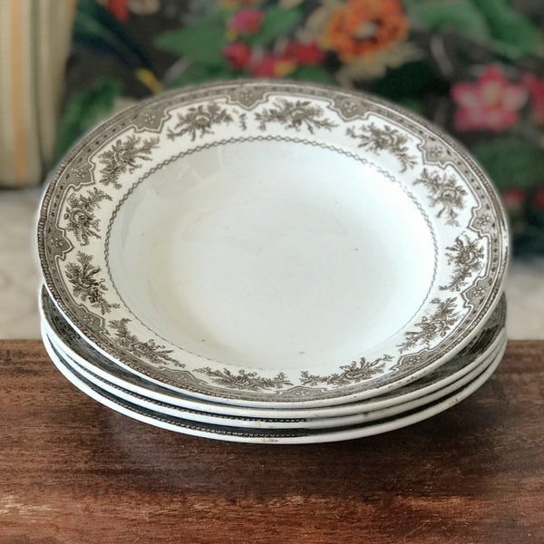 Lot de 4 assiettes creuses anciennes Faïencerie Onnaing Terre de Fer décor Roses - Mousses par Hello Broc brocante en ligne