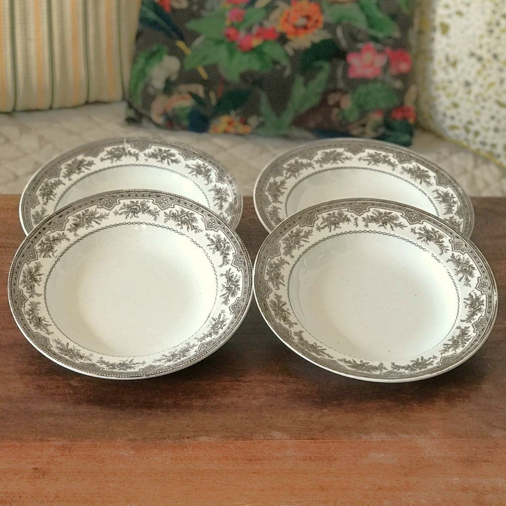 Lot de 4 assiettes creuses anciennes Faïencerie Onnaing Terre de Fer décor Roses - Mousses par Hello Broc brocante en ligne