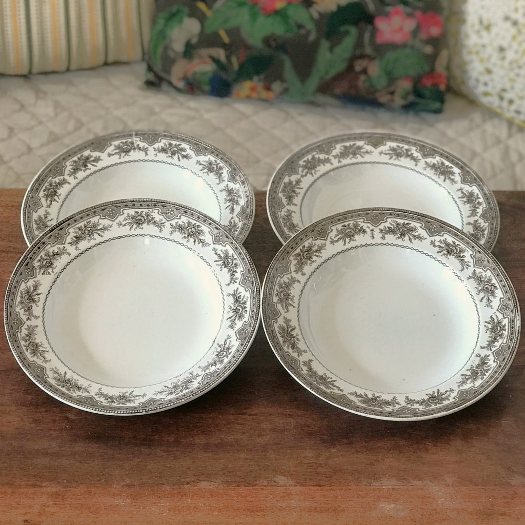 Lot de 4 assiettes creuses anciennes Faïencerie Onnaing Terre de Fer décor Roses - Mousses par Hello Broc brocante en ligne