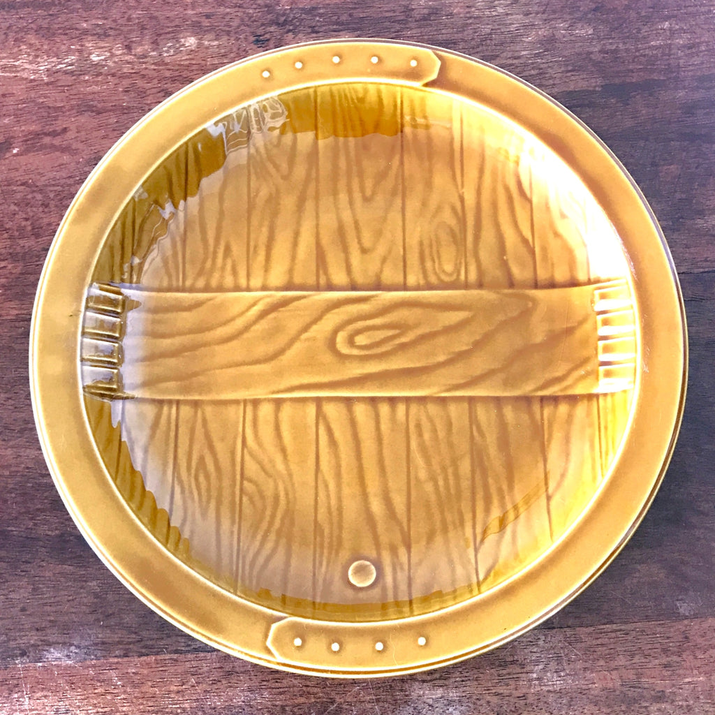 Lot de 3 assiettes vintage en faïence de Gien France modèle tonneau diamètre 26 cm par Hello Broc brocante en ligne