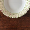 Lot de 5 assiettes à soupe Luminarc verre opalin blanc décor fleurs mauves fond jaune par Hello Broc brocante en ligne