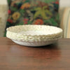 Lot de 5 assiettes creuses ou  à soupe vintage Luminarc verre opalin blanc décor fleurs mauves sur fond jaune pâle par Hello Broc brocante en ligne