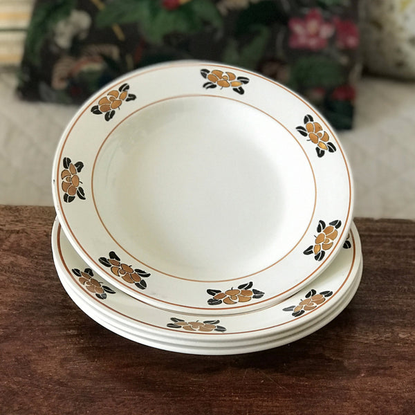 Lot de 4 assiettes creuses E. Charbonnier Salins Terre de Fer décor Nymphea Circa 1920 par Hello Broc brocante en ligne