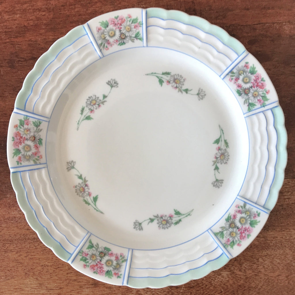 Lot de 6 assiettes plates en porcelaine de Limoges Lanternier décor bleu et fleuri par Hello Broc brocante en ligne