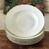 Lot de 6 assiettes creuses en porcelaine blanche du Berry décor doré ADP France diamètre de 23 cm par Hello Broc brocante en ligne