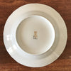 Lot de 6 assiettes creuses en porcelaine blanche du Berry décor doré ADP France diamètre de 23 cm par Hello Broc brocante en ligne