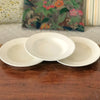 Ensemble de 3 assiettes creuses anciennes en faïence blanche diamètre 23 cm par Hello Broc brocante en ligne