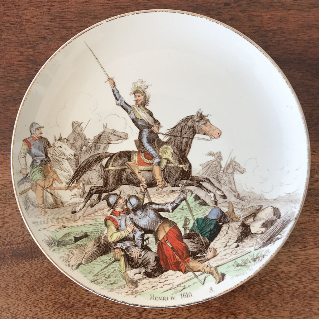 Lot de 6 assiettes anciennes de collection en faïence polychrome Creil & Montereau Nos Gloires Militaires fin du 19ème siècle diamètre de 20 cm par Hello Broc brocante en ligne 