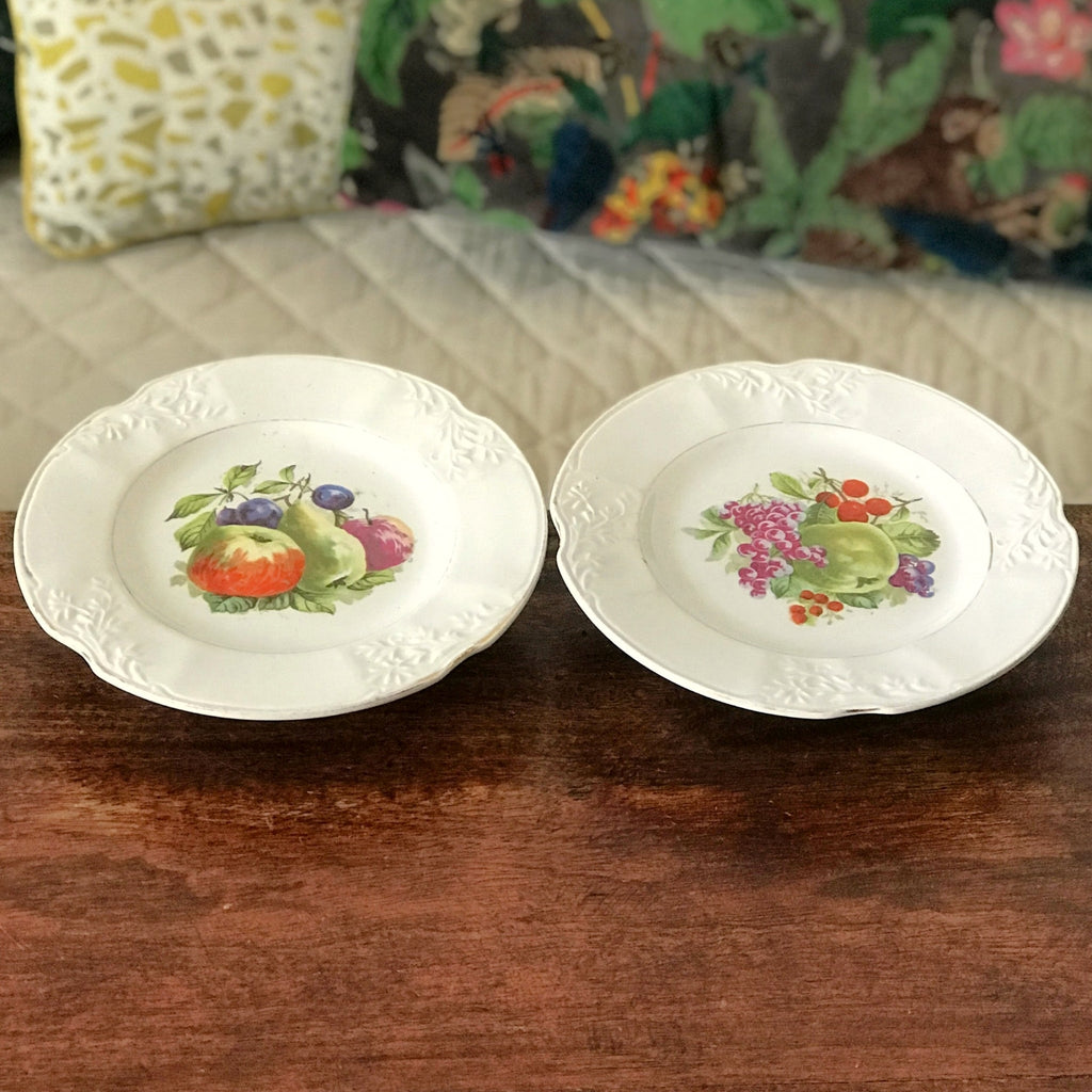 Lot de 2 assiettes anciennes à entremets ou dessert en faïence Orchies Nord France par Hello Broc brocante en ligne