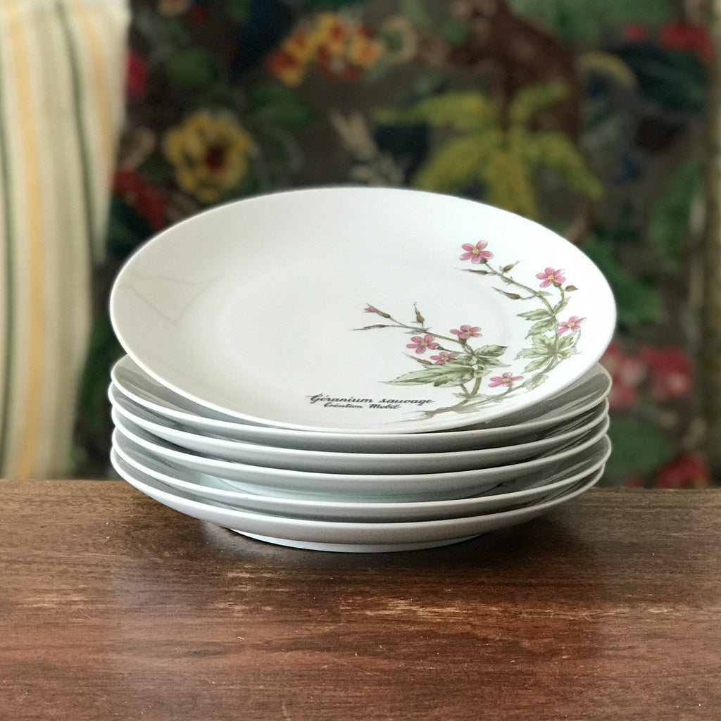 Lot de 6 assiettes à dessert ou à fromage en porcelaine Winterling décor Géranium Sauvage par Mobil par Hello Broc brocante en ligne