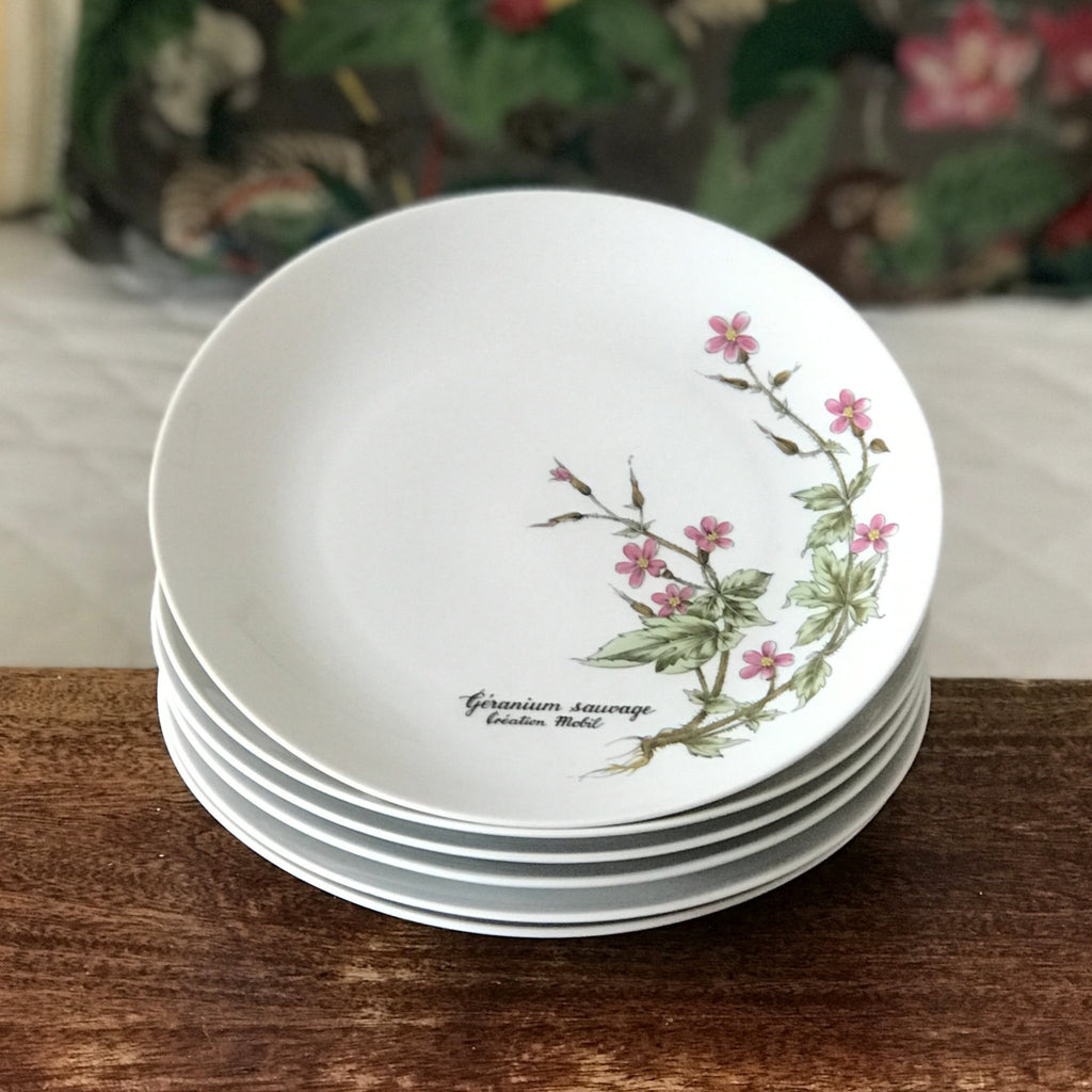 Lot de 6 assiettes à dessert ou à fromage en porcelaine Winterling décor Géranium Sauvage par Mobil par Hello Broc brocante en ligne