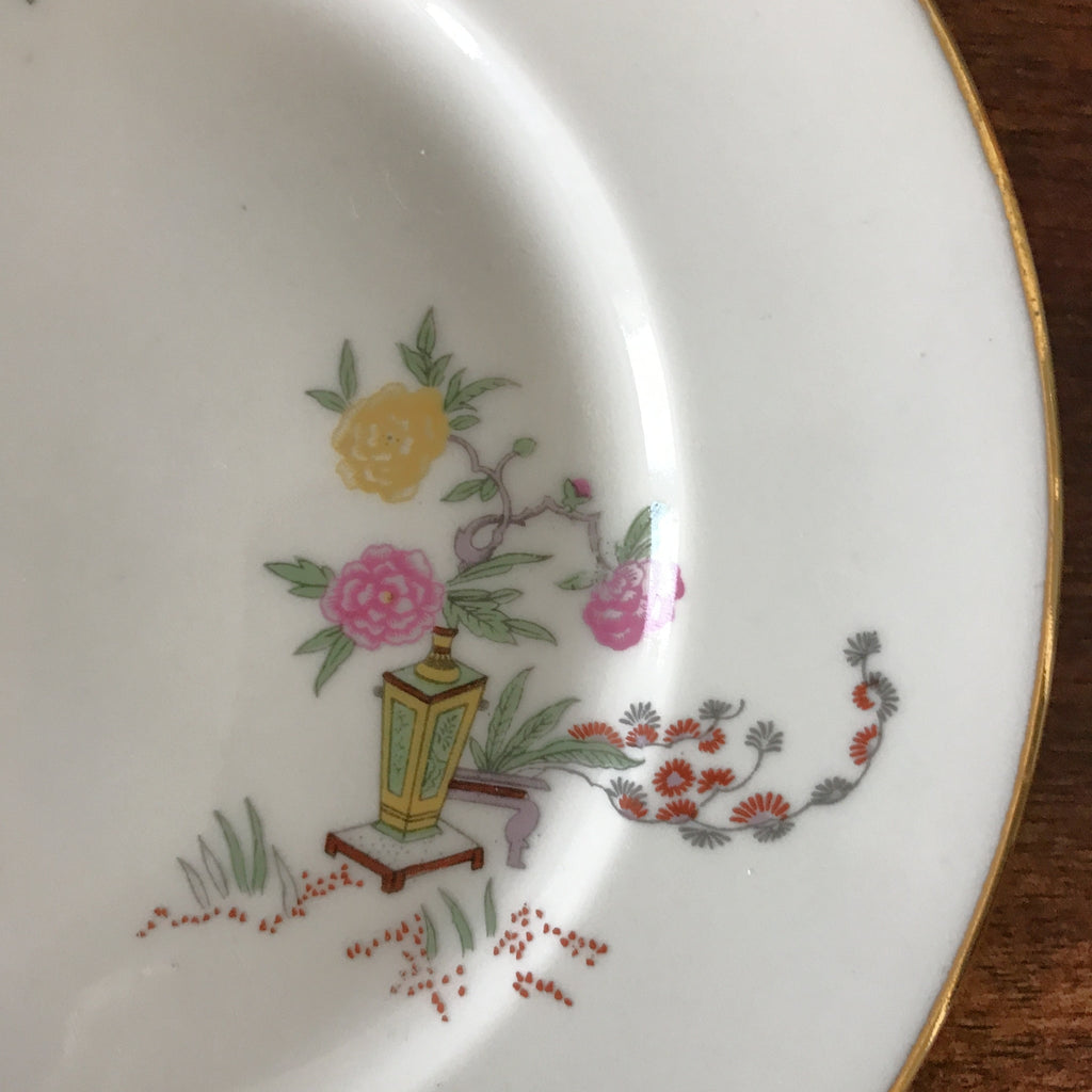 Lot de 8 assiettes à dessert anciennes en porcelaine de Limoges W.G. & Co décor japonisant par Hello Broc brocante en ligne