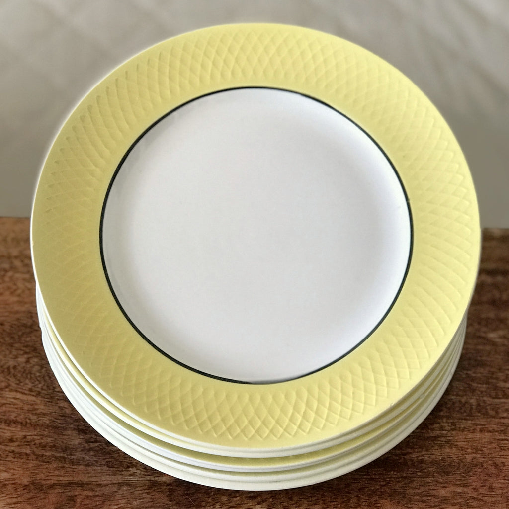 Lot de 6 petits assiettes à dessert vintage Moulin des Loups Orchies décor jaune diamètre 19 cm par Hello Broc brocante en ligne