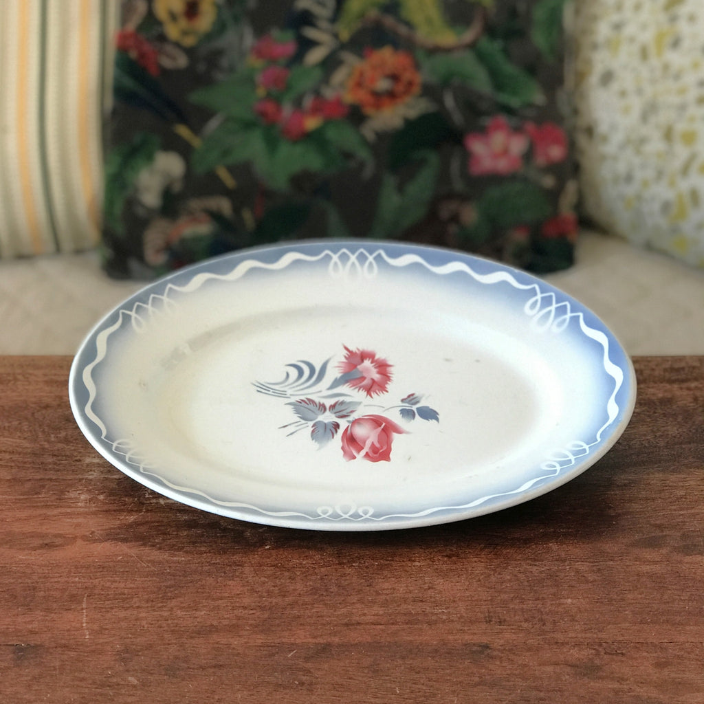 Plat de service et de présentation vintage ovale en faïence décor Juliette de Digoin Sarreguemines par Hello Broc brocante en ligne