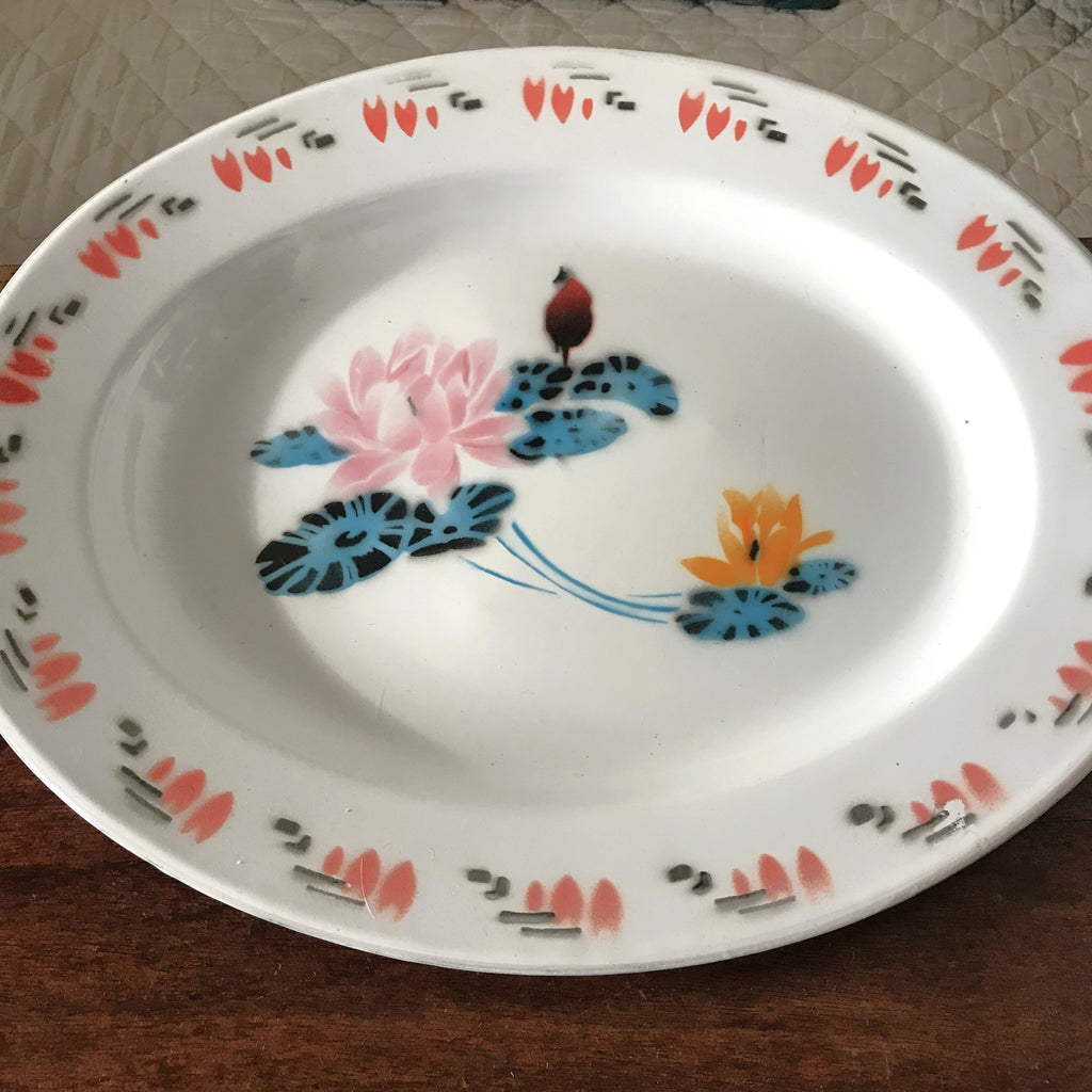 Très grand plat de service vintage de forme ovale en métal émaillé de marque Bon Voyage par Hello Broc brocante en ligne 