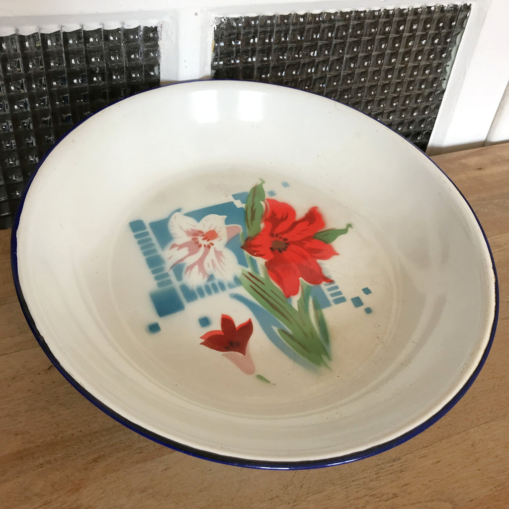 Plat de service vintage rond et creux Bumper Harvest en métal émaillé diamètre 27 cm par Hello Broc brocante en ligne