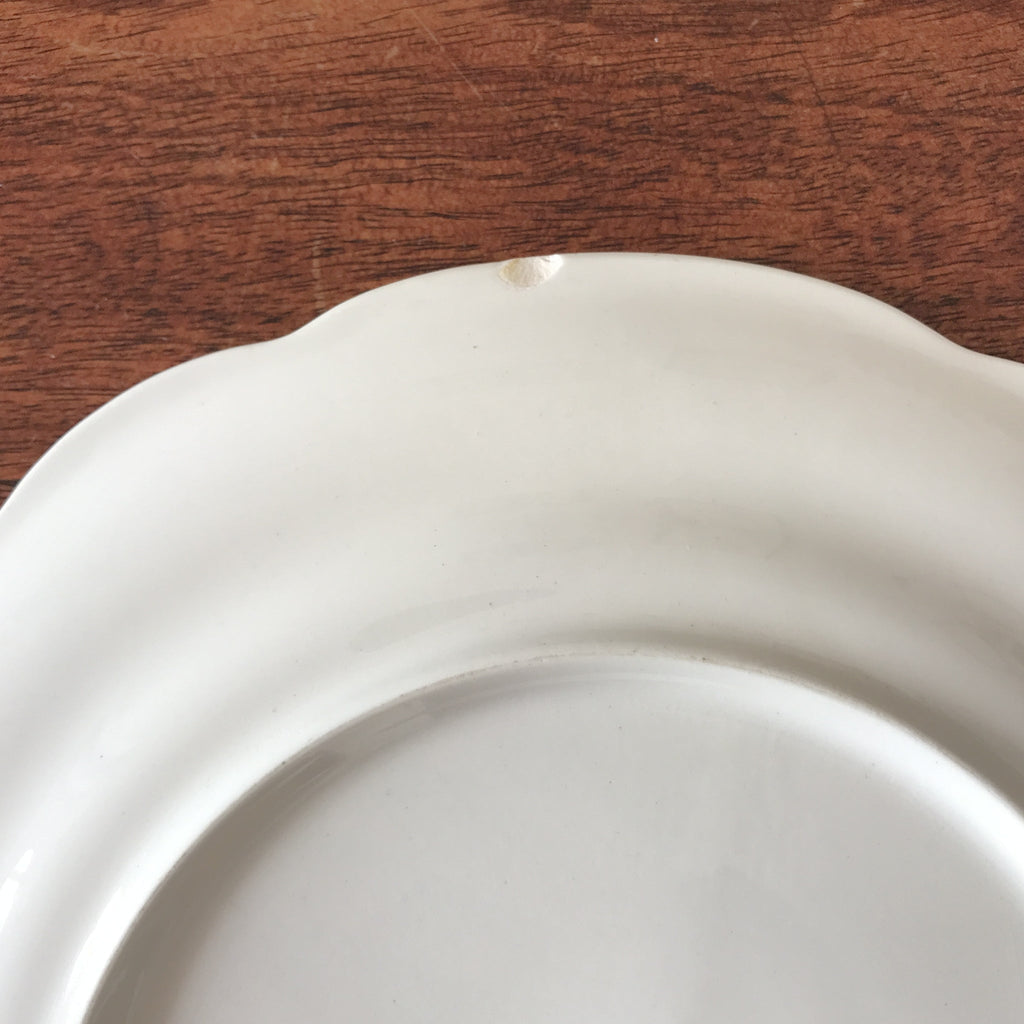 Plat de service vintage pour gâteau ou tarte en faïence de Gien diamètre de 28 cm par Hello Broc brocante en ligne