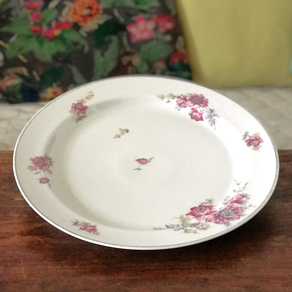Plat de service en porcelaine de Limoges W. G. & Co pour Guérin & Co Circa 1910 1920 diamètre 31 cm par Hello Broc brocante en ligne