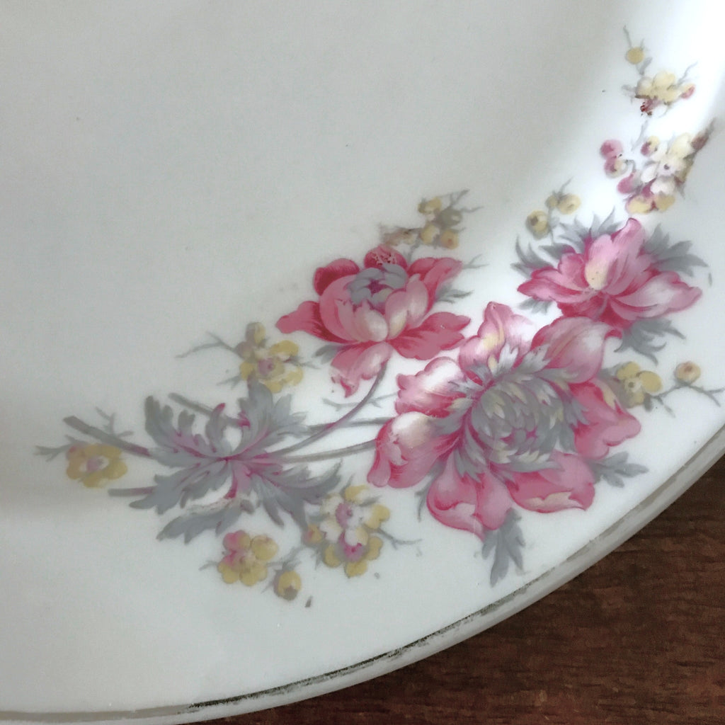 Plat de service en porcelaine de Limoges W. G. & Co pour Guérin & Co Circa 1910 1920 diamètre 31 cm par Hello Broc brocante en ligne