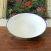 Plat de service rond et creux en porcelaine blanche liserés doré et bleu UML France par Hello Broc brocante en ligne