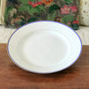 Plat de service rond et plat en porcelaine blanche liserés doré et bleu UML France diamètre de 28 cm par Hello Broc brocante en ligne